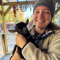 Sitter Profile Image: Laura S.