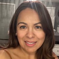 Sitter Profile Image: Mayra D.