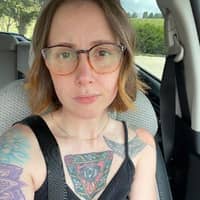 Sitter Profile Image: Sarah W.