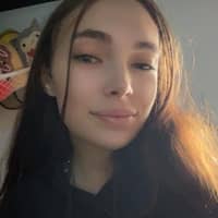 Sitter Profile Image: Marie V.