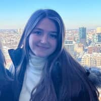 Sitter Profile Image: Abigail D.