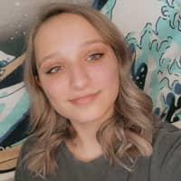 Sitter Profile Image: Victoria N.