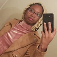 Sitter Profile Image: Dazia W.