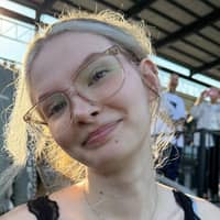 Sitter Profile Image: Sophia S.