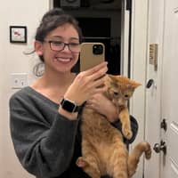 Sitter Profile Image: Leslie D.