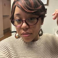 Sitter Profile Image: Olivia L.