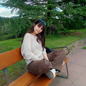 Sitter Profile Image: Aylen R.