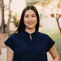 Sitter Profile Image: Hannah W.