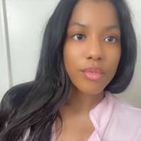 Sitter Profile Image: Shamoni S.