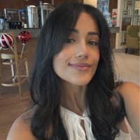 Sitter Profile Image: Daniela H.