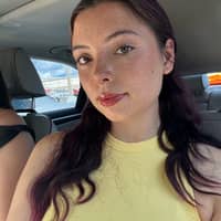 Sitter Profile Image: Reilly W.