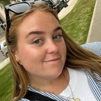 Sitter Profile Image: Jenna H.