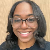 Sitter Profile Image: Dakota D.