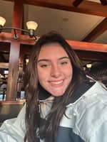 Sitter Profile Image: Sarah P.