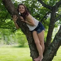 Sitter Profile Image: Ariel S.