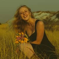 Sitter Profile Image: Madison J.