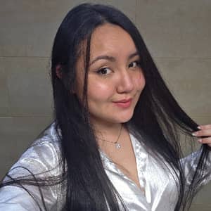 Sitter Profile Image: danna camila e.