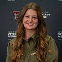 Sitter Profile Image: Carli L.