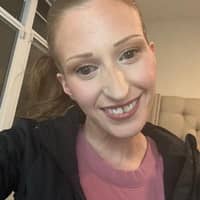 Sitter Profile Image: Kellie M.