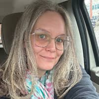 Sitter Profile Image: Bev L.