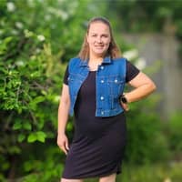 Sitter Profile Image: Vanessa P.