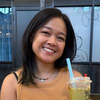 Trainer Profile Image: Lauren D.