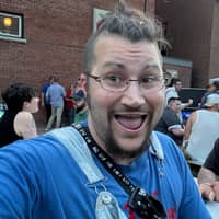 Sitter Profile Image: Luke S.