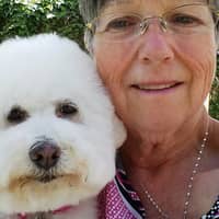 Sitter Profile Image: Lorraine P.