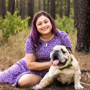 Sitter Profile Image: Claudia H.