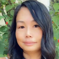 Sitter Profile Image: Hannah HuiCai N.