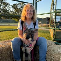 Sitter Profile Image: Cherrie W.