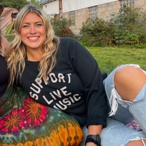 Sitter Profile Image: Caitlin K.