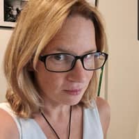 Sitter Profile Image: Zenae Z.