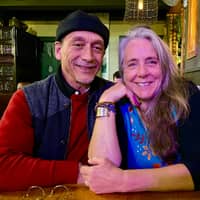 Sitter Profile Image: Anita & Ronault B.