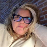 Sitter Profile Image: Cintheia L.