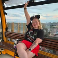 Sitter Profile Image: Katarina N.