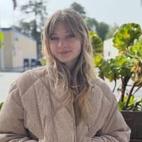 Sitter Profile Image: Samantha F.