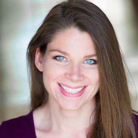 Sitter Profile Image: Laura Z.