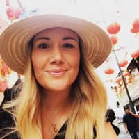 Sitter Profile Image: Lindsey F.