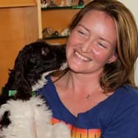 Sitter Profile Image: Julia F.