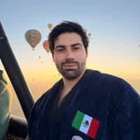 Sitter Profile Image: Agustin G.