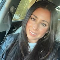 Sitter Profile Image: Esther C.