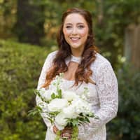 Sitter Profile Image: Lindsey S.