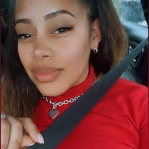 Sitter Profile Image: Ashley S.