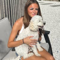 Sitter Profile Image: Esme H.