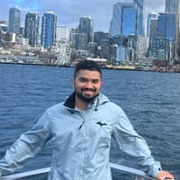 Sitter Profile Image: Luis C.