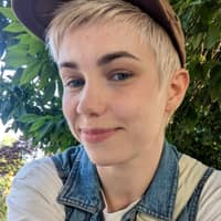 Sitter Profile Image: Pomona L.