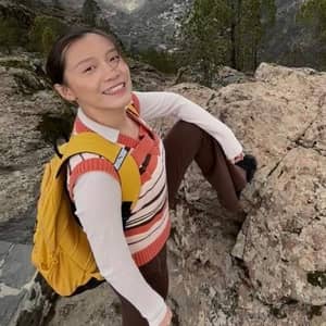 Sitter Profile Image: Junru L.