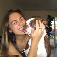 Sitter Profile Image: Gabriela G.