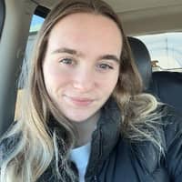 Sitter Profile Image: Lydia M.